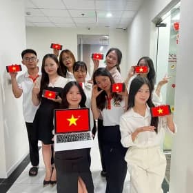Đội ngũ VNEXTRAVEL HCM Team 2