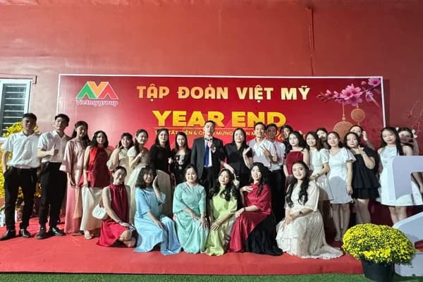 Đội ngũ VNEXTRAVEL HCM Team 3